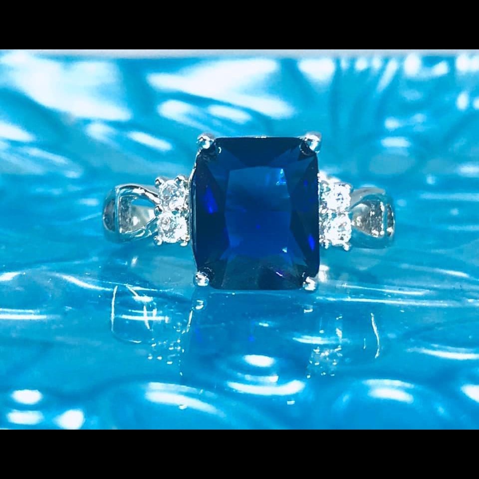 Blue Ring With Crystal Accents - Size 9
